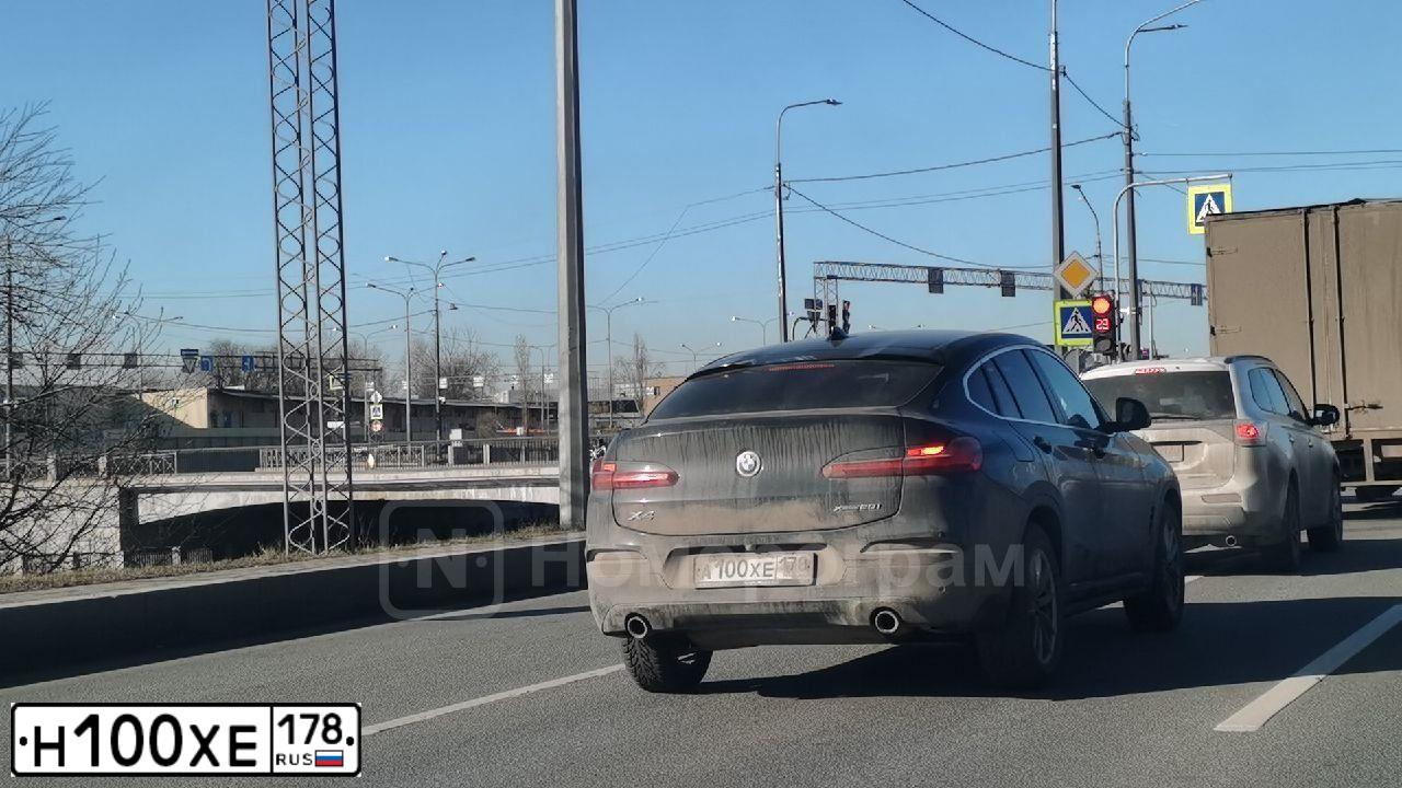 Фото автомобиля KIA SPORTAGE, 2013 — госномер Н100ХЕ178. Цвет: ЧЕРНЫЙ ПЕРЛАМУТР