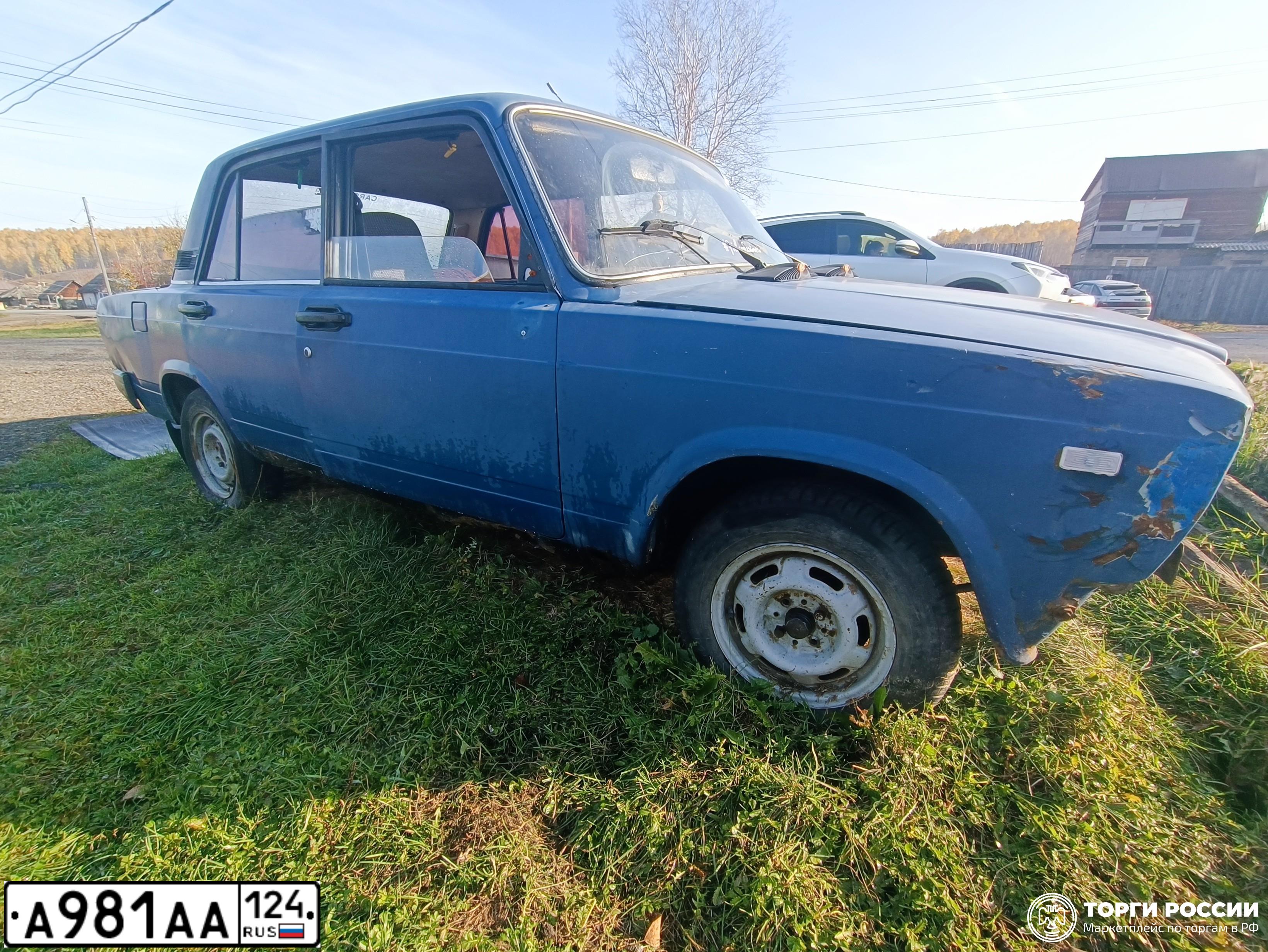 Фото автомобиля LADA 2107, 1999 — госномер С886ЕО124. Цвет: синий