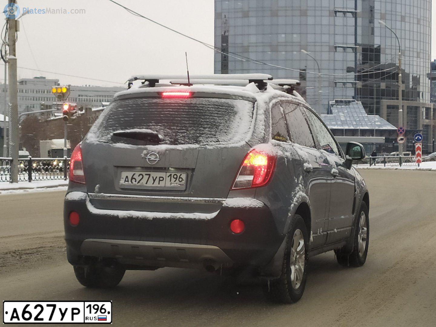 Фото автомобиля OPEL ANTARA, 2013 — госномер А627УР196. Цвет: СЕРЫЙ