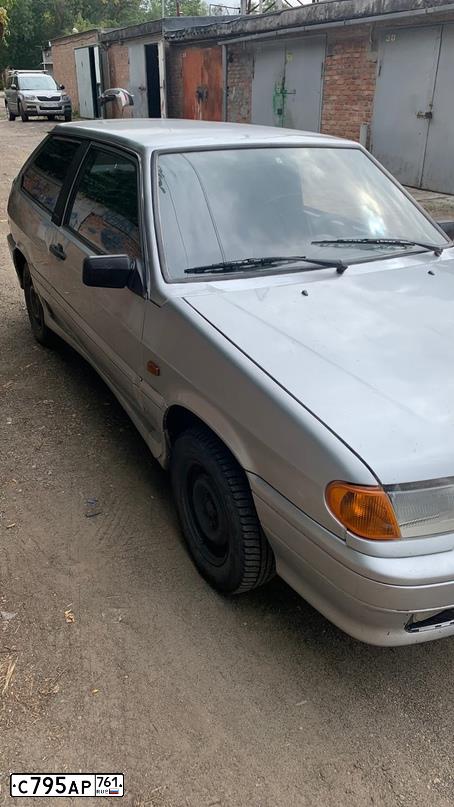 Фото автомобиля LADA 2113 SAMARA, 2008 — госномер С795АР761. Цвет: СВЕТЛО-СЕРЕБРИСТЫЙ МЕТАЛЛ