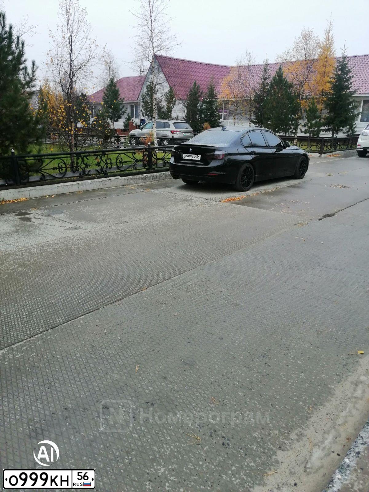 Фото автомобиля LADA 2109 SAMARA, 2004 — госномер О999КН56. Цвет: СЕРЕБРИСТЫЙ МЕТАЛЛИК