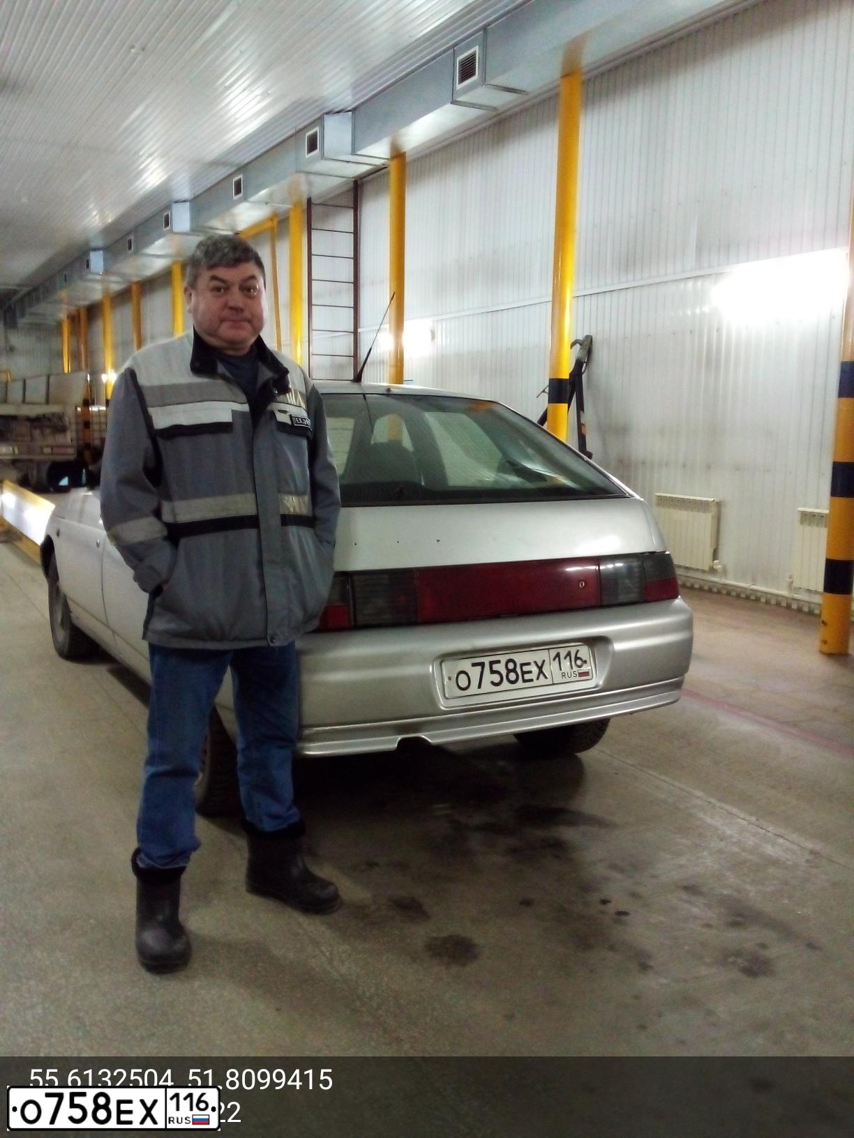 Фото автомобиля LADA 2112, 2003 — госномер У308МТ47. Цвет: СВЕТЛО-СЕРЕБРИСТЫЙ МЕТАЛЛ