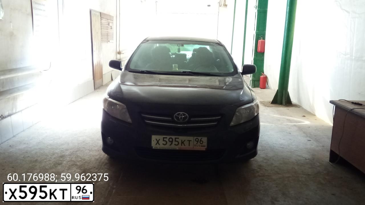 Фото автомобиля TOYOTA COROLLA, 2007 — госномер Х595КТ96. Цвет: ЧЕРНЫЙ