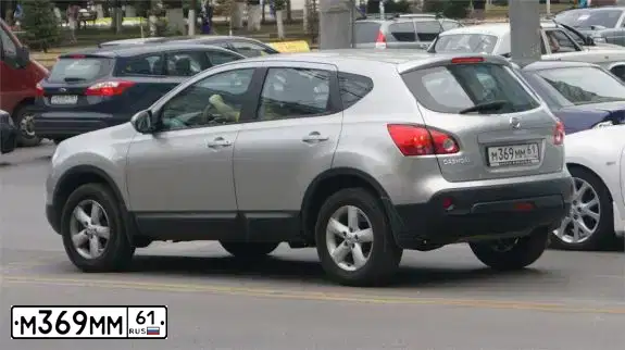 Фото автомобиля TOYOTA RAV4, 2013 — госномер М369ММ61. Цвет: БЕЛЫЙ