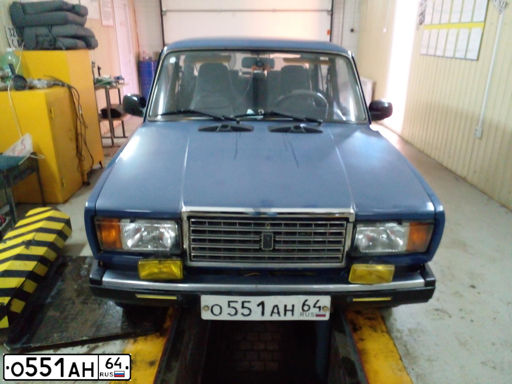 Фото автомобиля LADA 2107, 2006 — госномер О118АН64. Цвет: синий
