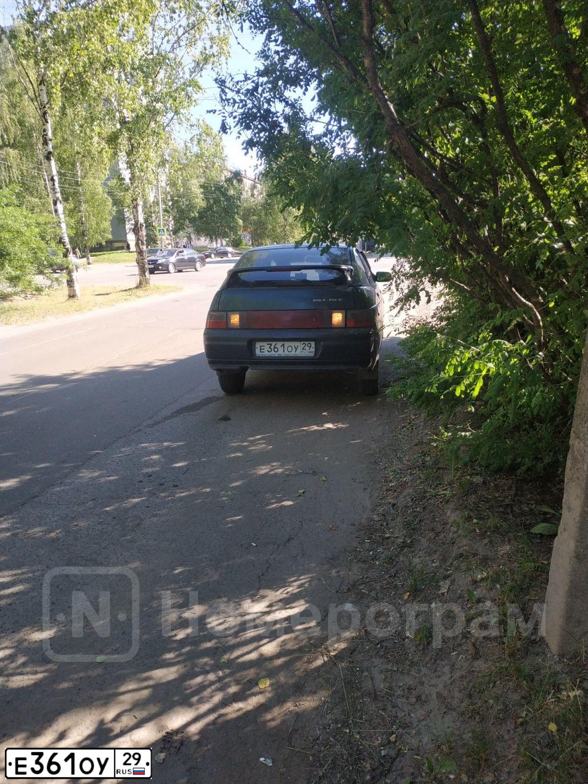Фото автомобиля ZAZ LANOS, 2008 — госномер Е361ОУ29. Цвет: Серебристый