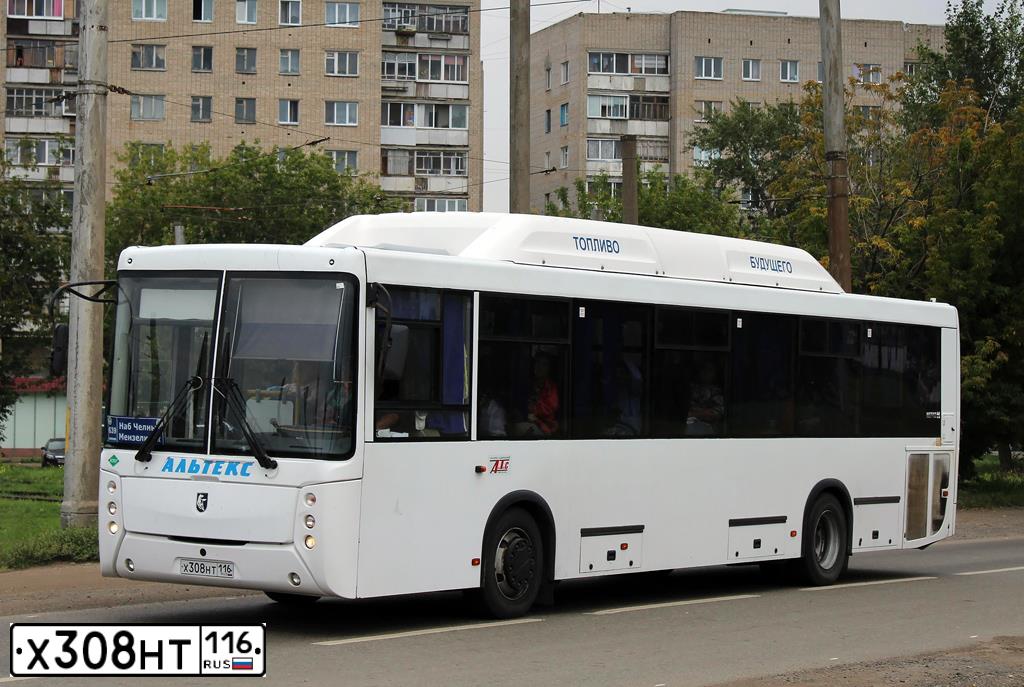 Фото автомобиля NEFAZ 5299 /KAMAZ 5297 4X2/, 2016 — госномер Х308НТ116. Цвет: Белый