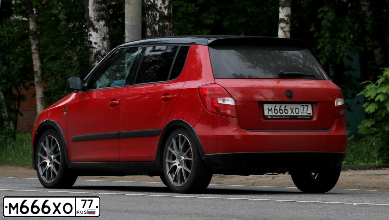 Фото автомобиля LADA 2107, 1998 — госномер М666ХО77. Цвет: ЗЕЛЕНЫЙ