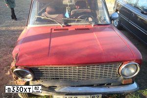 Фото автомобиля LADA 2109 SAMARA, 2005 — госномер В330ХТ05. Цвет: СЕРЕБРИСТЫЙ МЕТАЛЛ