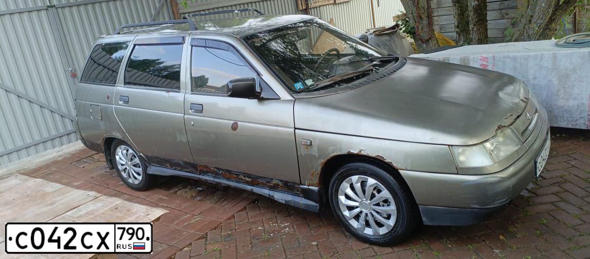 Фото автомобиля LADA 2111, 2001 — госномер С042СХ790. Цвет: СЕРО-ЗЕЛЕНЫЙ