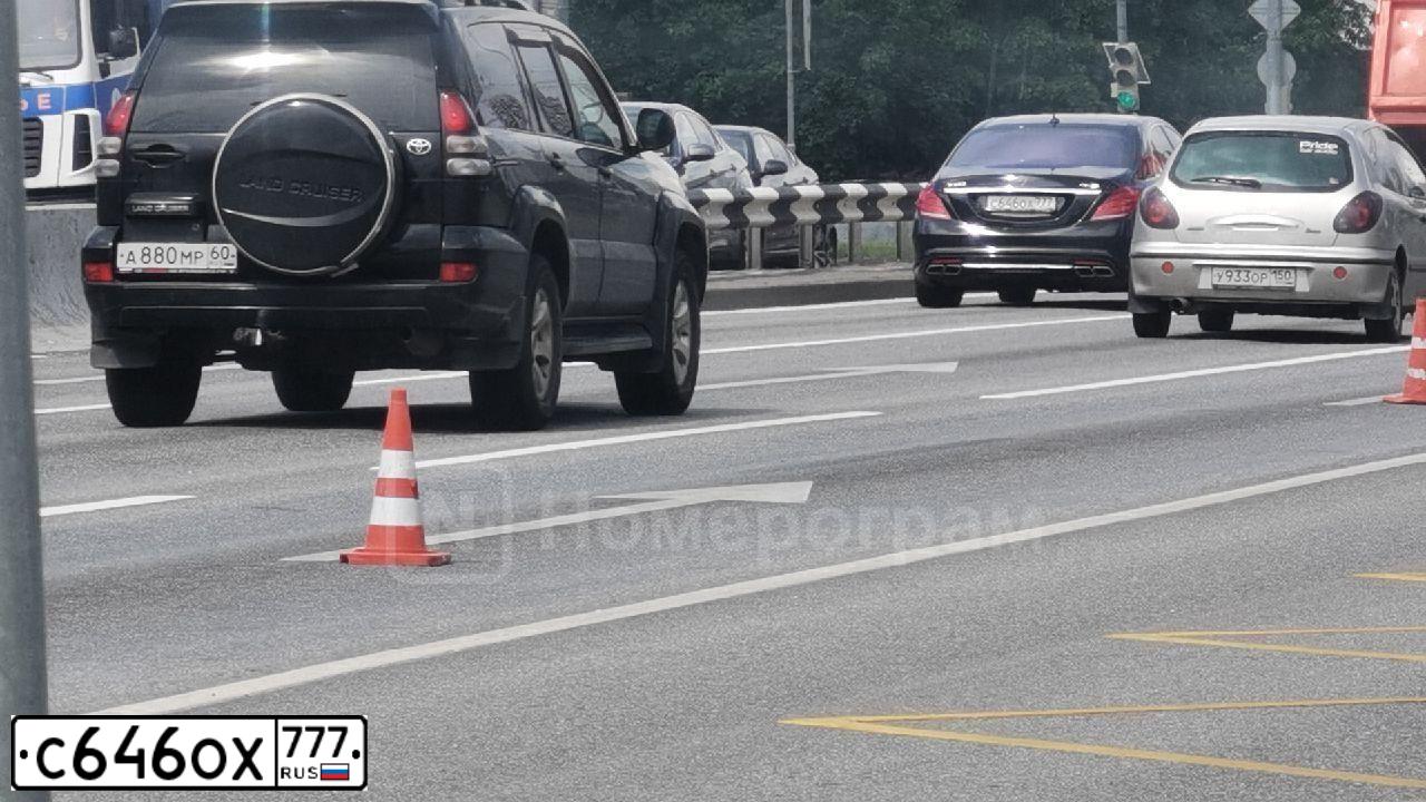 Фото автомобиля SKODA OCTAVIA, 2012 — госномер Х028ХВ790. Цвет: Белый
