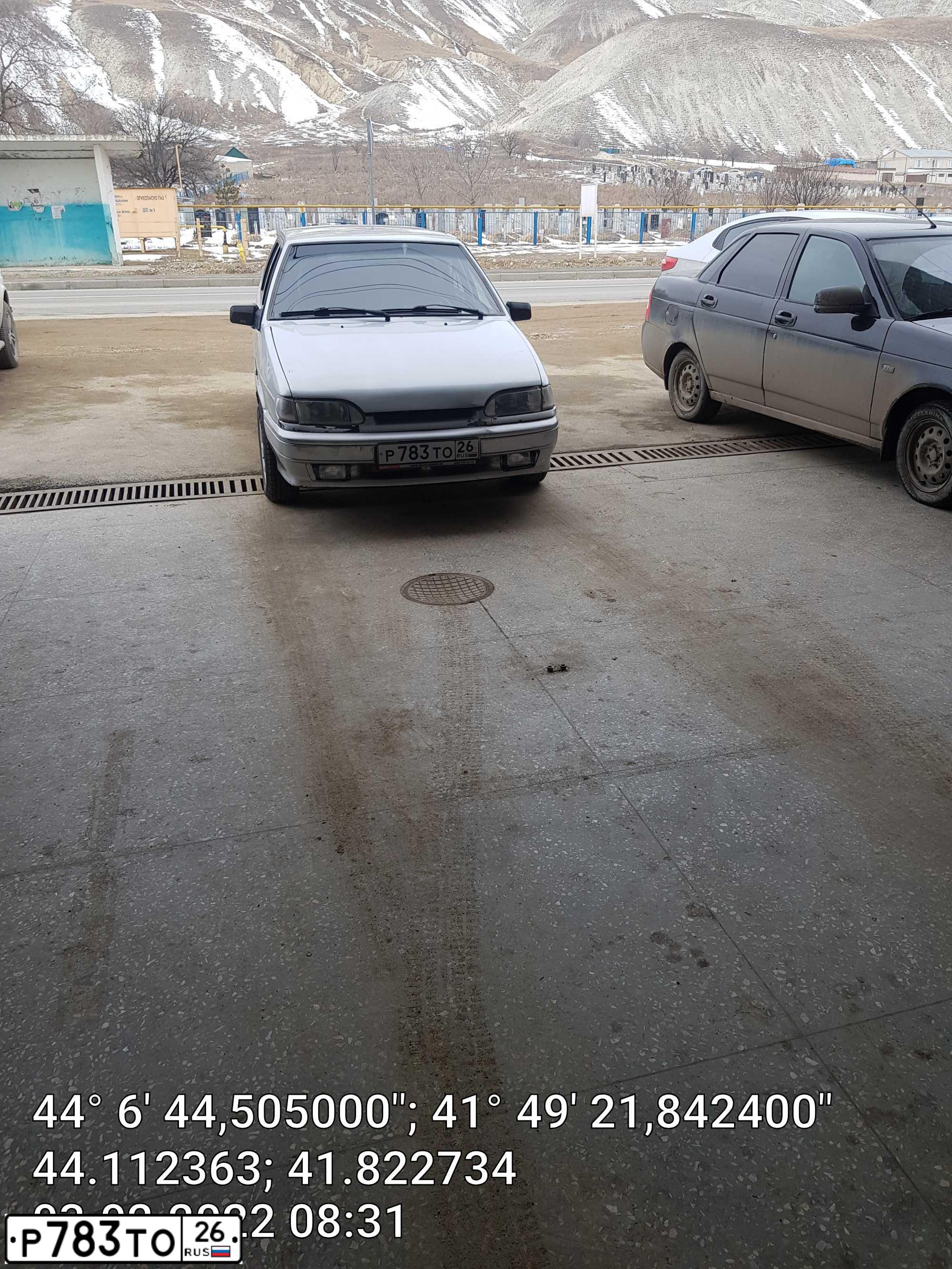 Фото автомобиля LADA 2114 SAMARA, 2005 — госномер А302УА08. Цвет: СНЕЖНАЯ КОРОЛЕВА