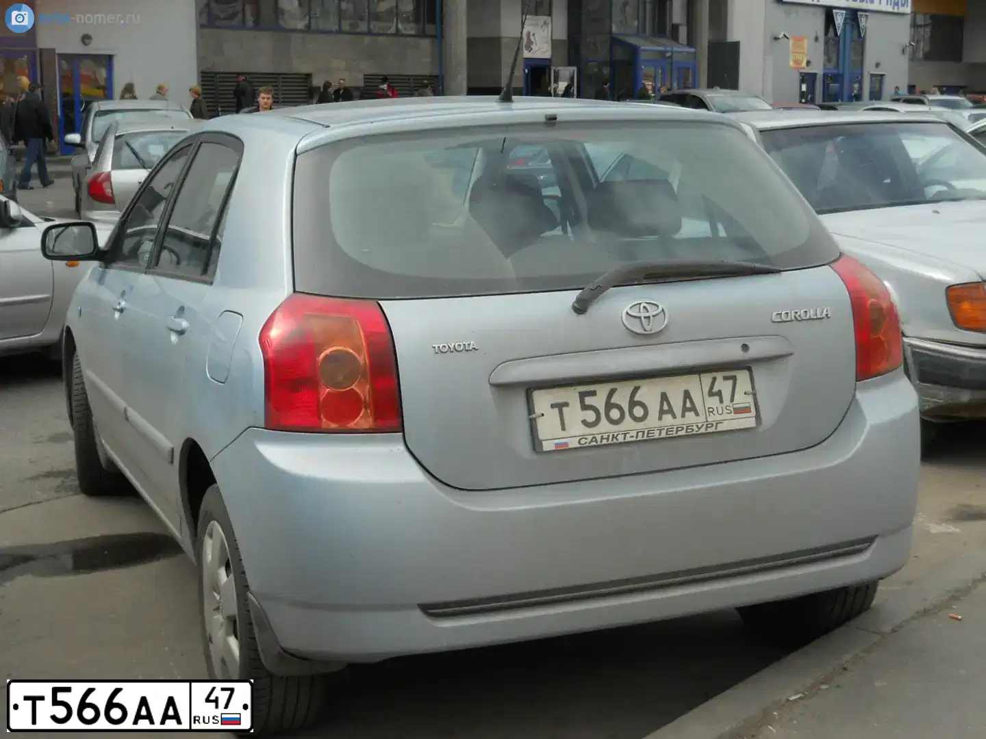 Фото автомобиля TOYOTA COROLLA, 2006 — госномер Т545ЕК47. Цвет: СВЕТЛО-ГОЛУБОЙ