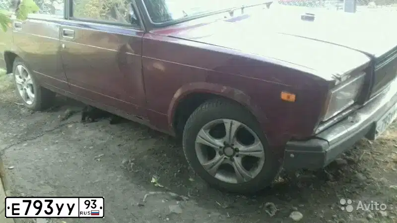 Фото автомобиля LADA 2107 LADA, 1996 — госномер О182РМ23. Цвет: ТЕМНО-КРАСНЫЙ