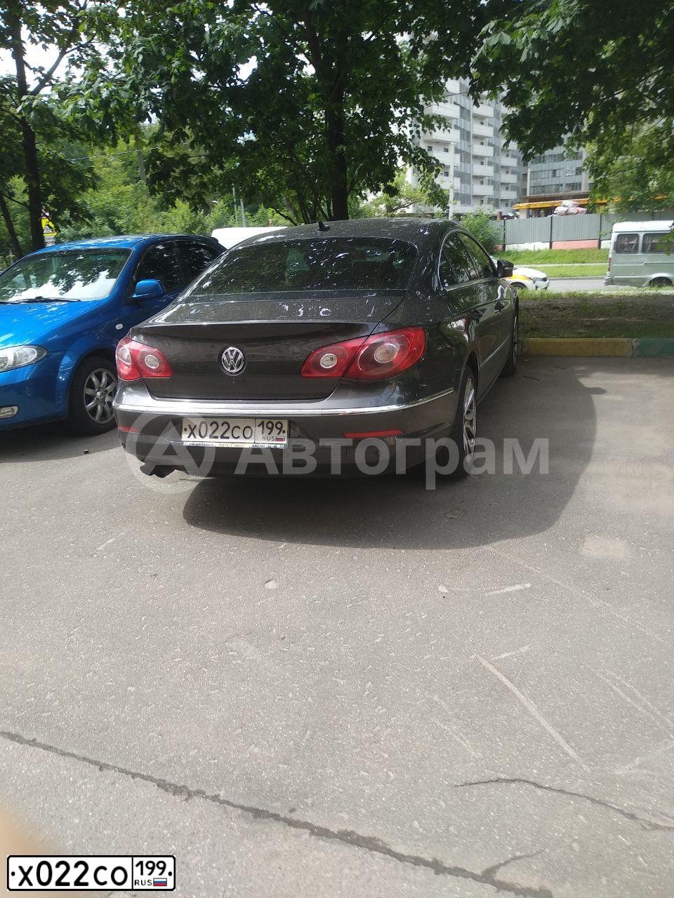 Фото автомобиля VOLKSWAGEN CC, 2009 — госномер Х022СО199. Цвет: ЧЕРНО-СЕРЫЙ