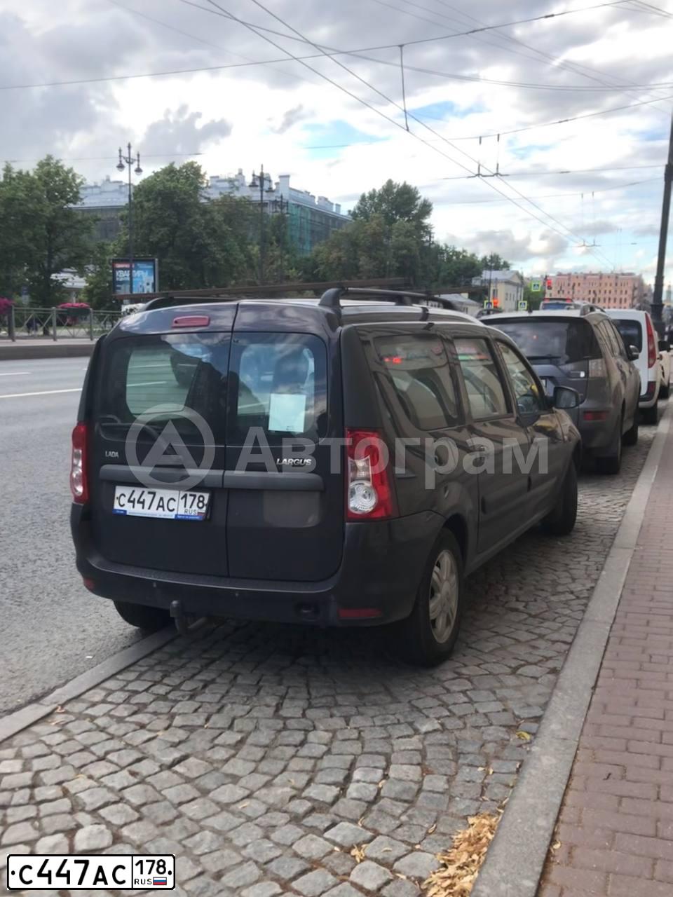 Фото автомобиля LADA LARGUS, 2014 — госномер С447АС178. Цвет: ТЕМНО-КОРИЧНЕВЫЙ