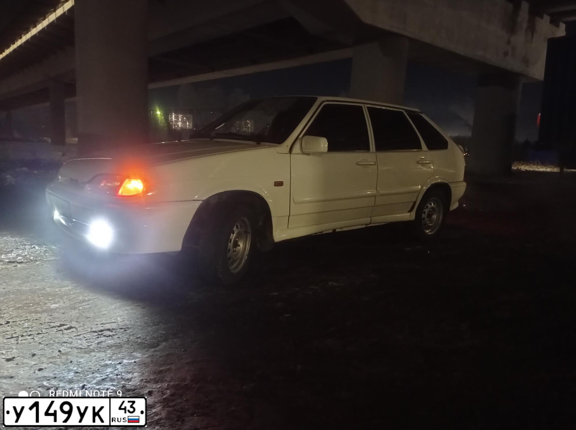 Фото автомобиля LADA 2114 SAMARA, 2012 — госномер У149УК43. Цвет: Белый