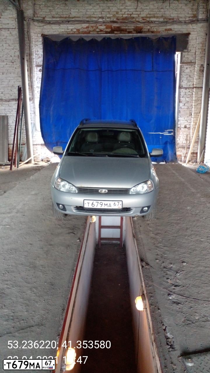 Фото автомобиля LADA 1117 KALINA, 2010 — госномер Р304ЕМ68. Цвет: Серебристый