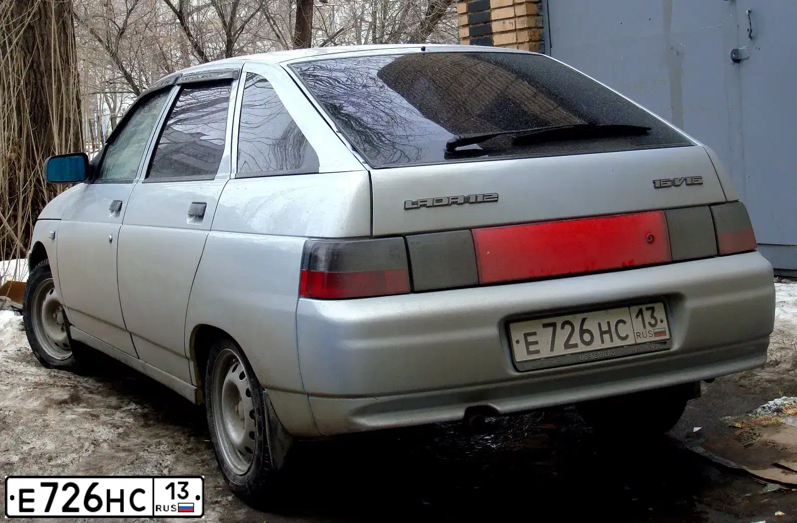 Фото автомобиля LADA 2112, 2004 — госномер В265КА763. Цвет: Серебристо-Желтый