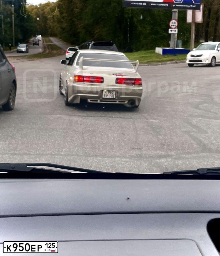 Фото автомобиля TOYOTA MARK II, 1991 — госномер К950ЕР125