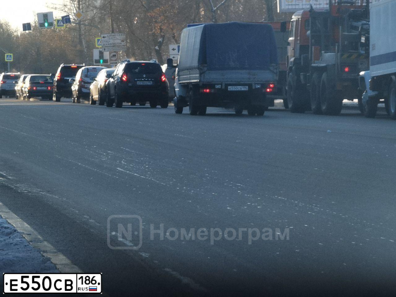 Фото автомобиля RENAULT LOGAN, 2015 — госномер Е550СВ186