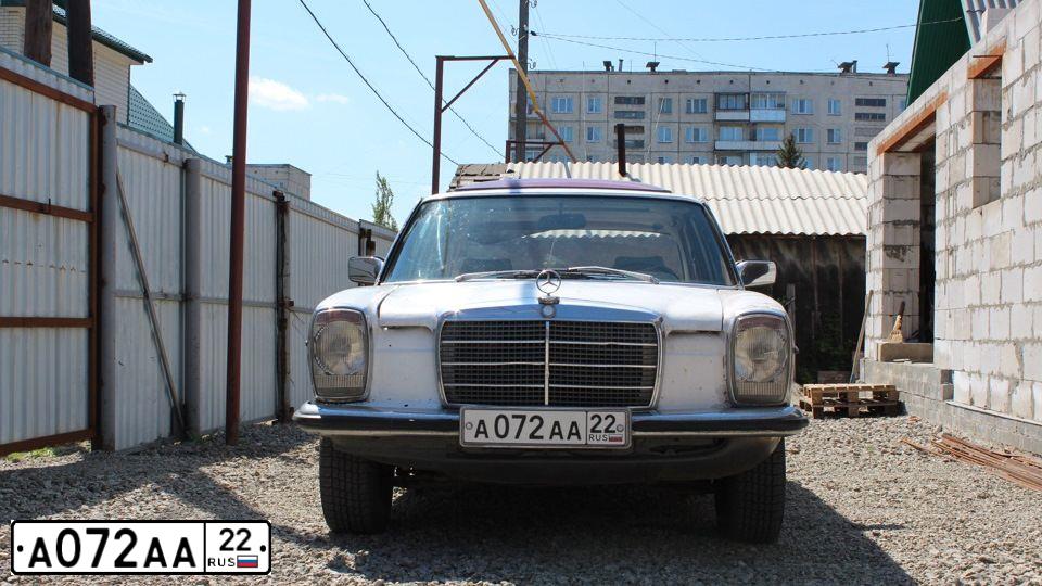 Фото автомобиля TOYOTA CAMRY, 2004 — госномер А072АА22. Цвет: БЕЖЕВЫЙ