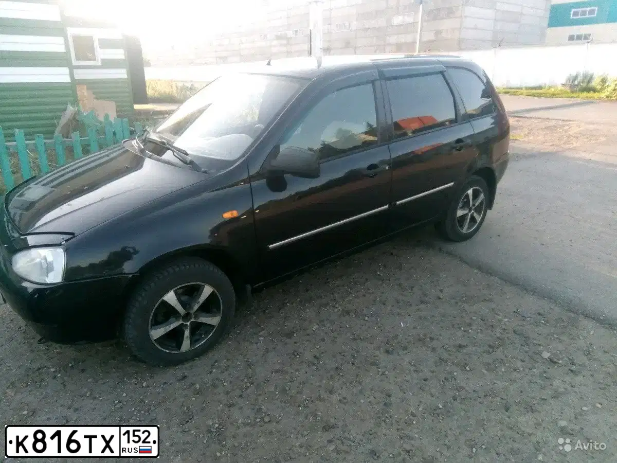 Фото автомобиля LADA 1117 KALINA, 2011 — госномер К816ТХ152. Цвет: ЧЕРНЫЙ