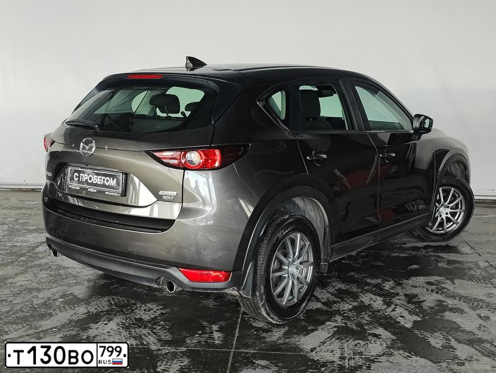 Фото автомобиля MAZDA CX-5, 2018 — госномер Т130ВО799. Цвет: Коричневый