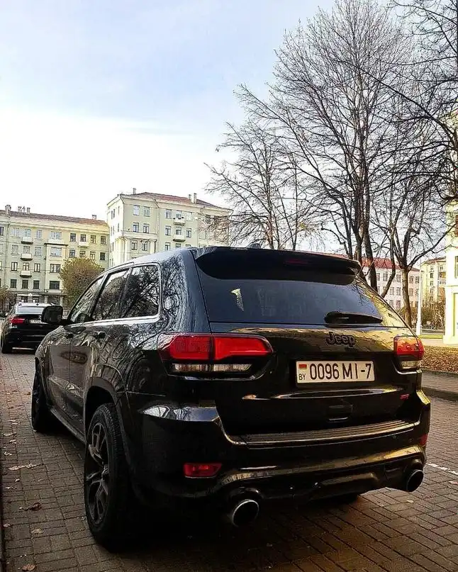 Фото автомобиля TOYOTA LAND CRUISER, 2012 — госномер О525ТМ790. Цвет: Белый