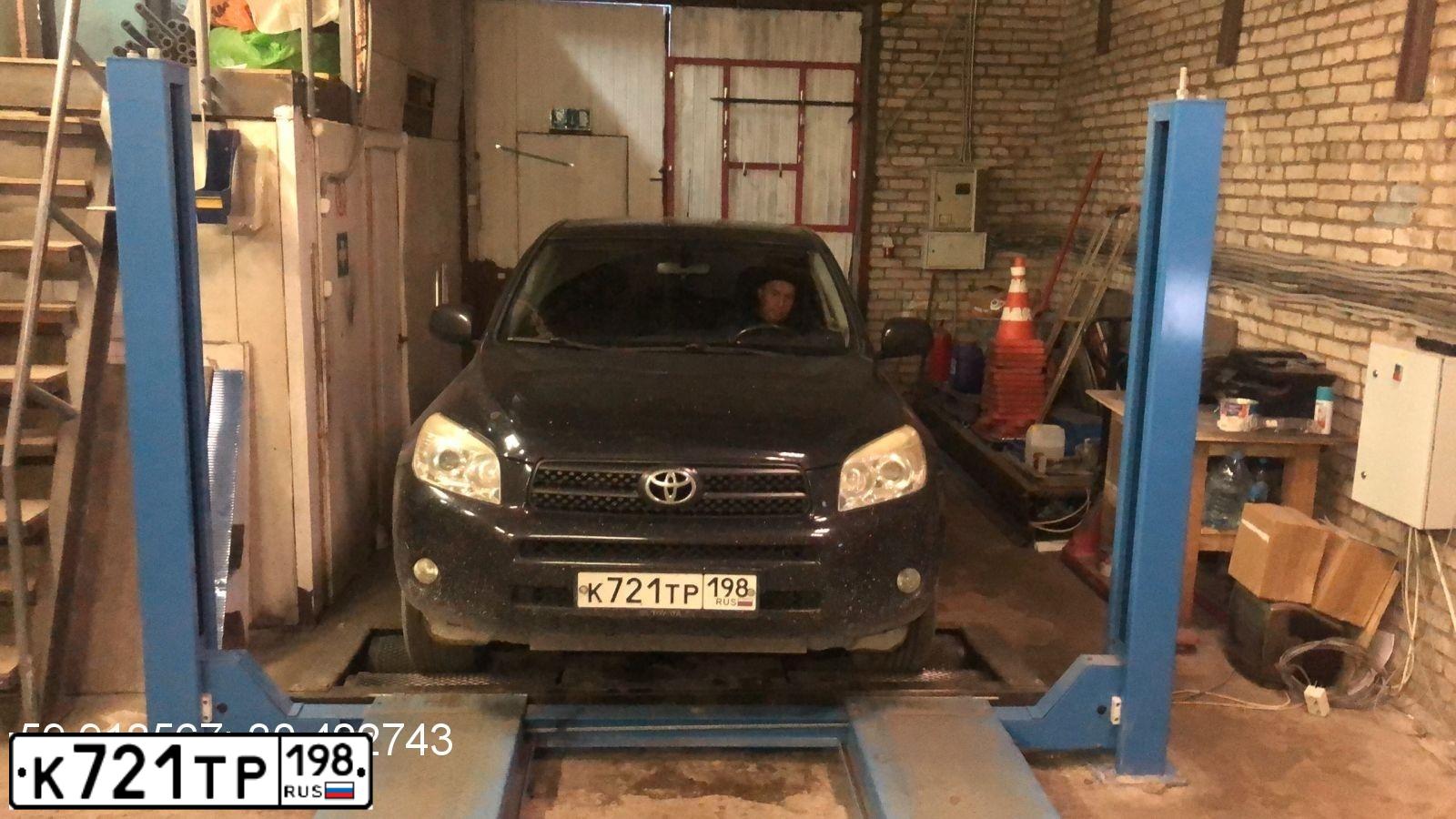 Фото автомобиля TOYOTA RAV4, 2006 — госномер О655АА790. Цвет: ЧЕРНЫЙ