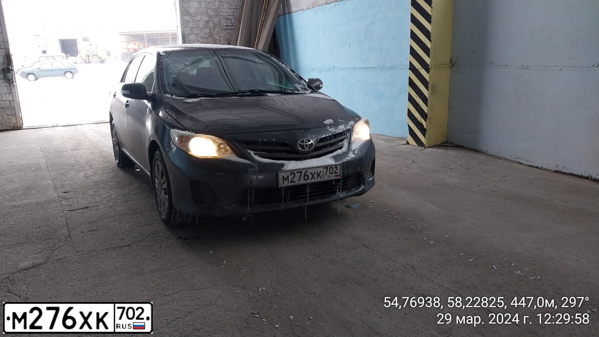 Фото автомобиля TOYOTA COROLLA, 2012 — госномер Т148ВХ774. Цвет: СЕРЫЙ