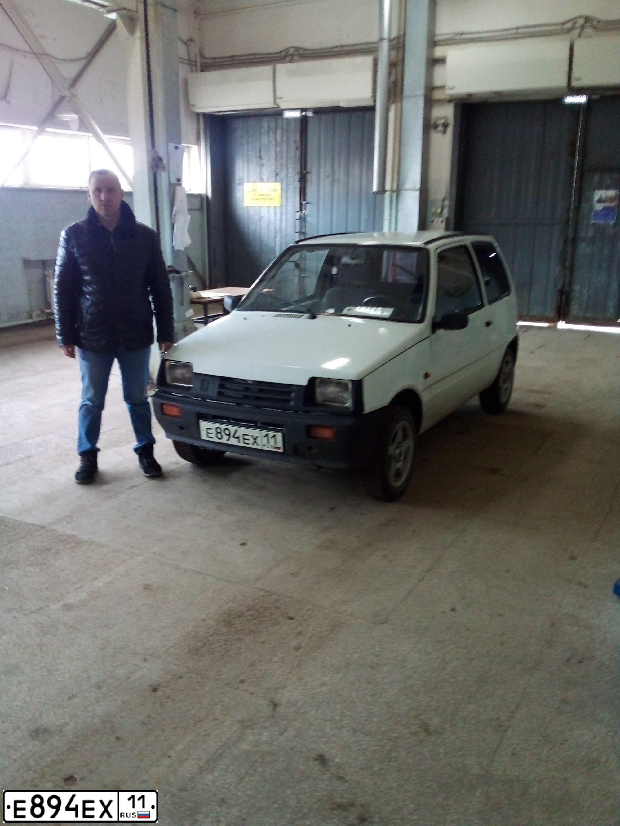 Фото автомобиля SEAZ OKA, 2003 — госномер Е303КО11. Цвет: Белый