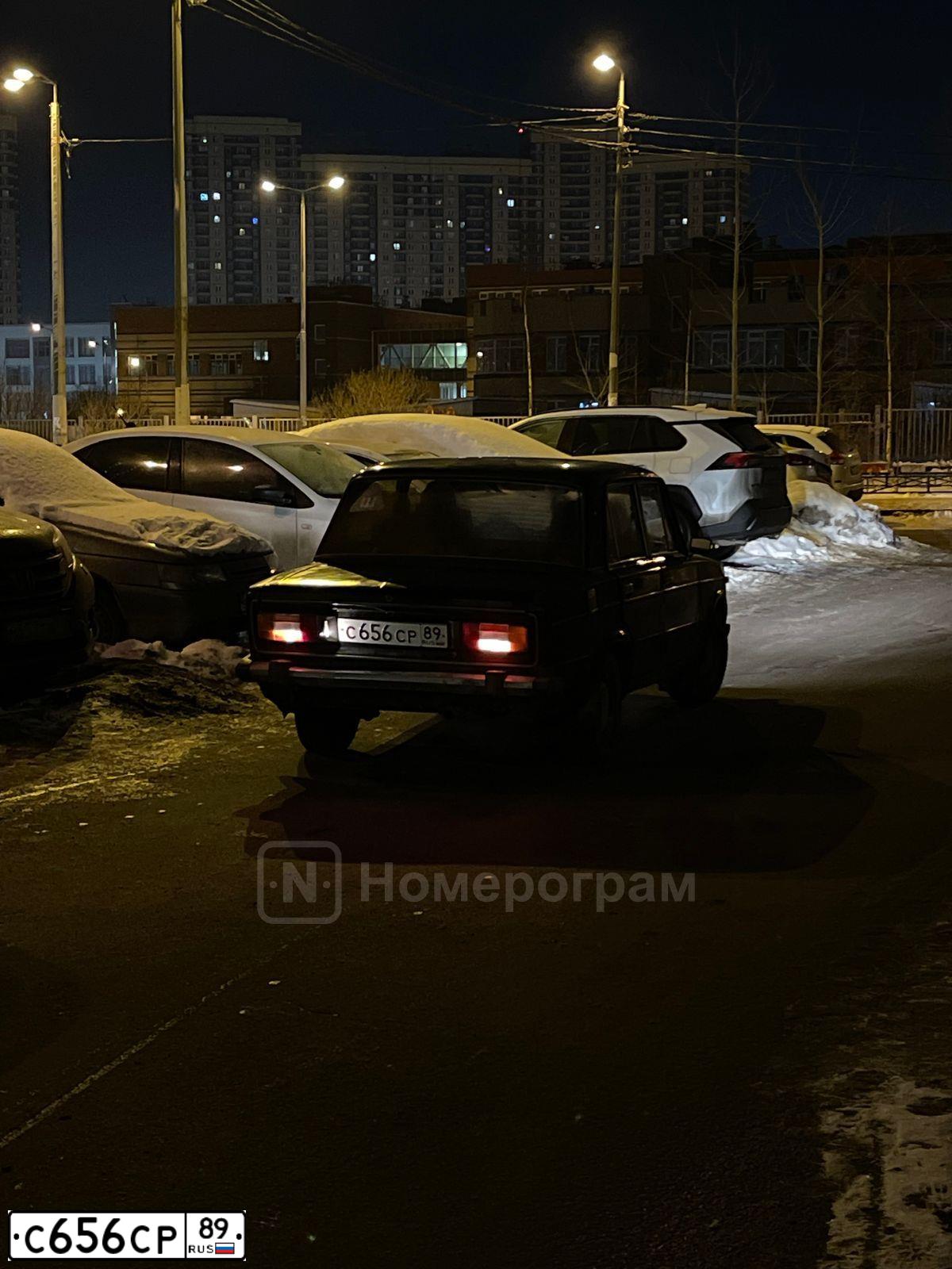 Фото автомобиля LADA 2106, 1996 — госномер С656СР89. Цвет: ЧЕРНЫЙ