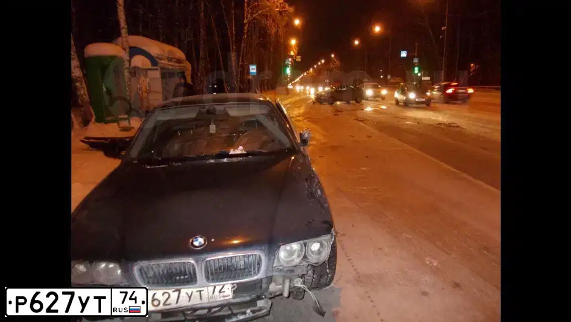 Фото автомобиля TOYOTA RAV4, 2001 — госномер С604ЕР774. Цвет: БЕЛЫЙ СЕРЕБРИСТ