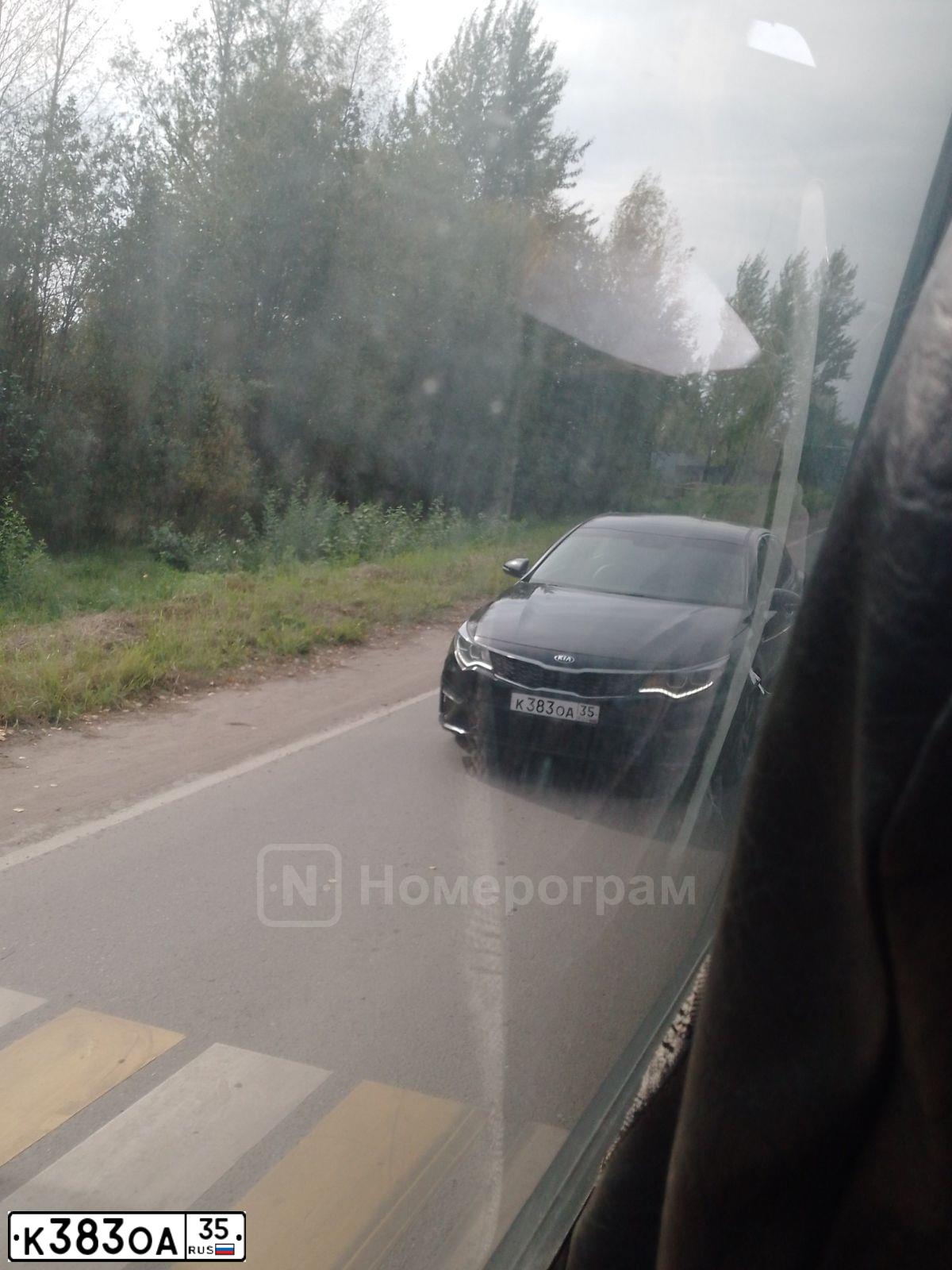 Фото автомобиля KIA MAGENTIS / OPTIMA, 2020 — госномер К383ОА35. Цвет: ЧЕРНЫЙ