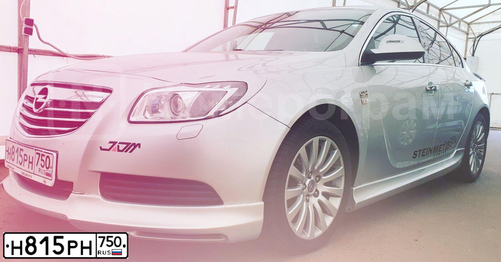 Фото автомобиля OPEL INSIGNIA, 2010 — госномер Н815РН750. Цвет: СЕРЕБРИСТЫЙ