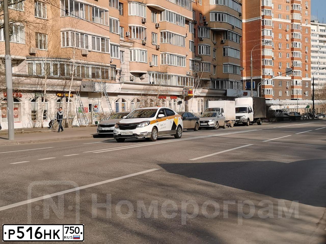 Фото автомобиля HYUNDAI SOLARIS, 2013 — госномер Т467АС154. Цвет: ЧЕРНЫЙ