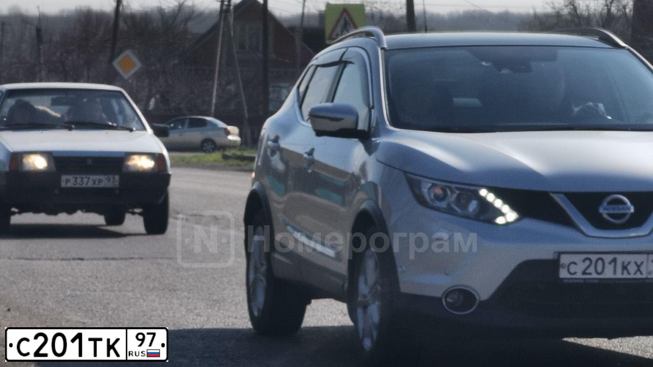 Фото автомобиля TOYOTA CAMRY, 2003 — госномер К560ЕС34. Цвет: ЖЁЛТЫЙ