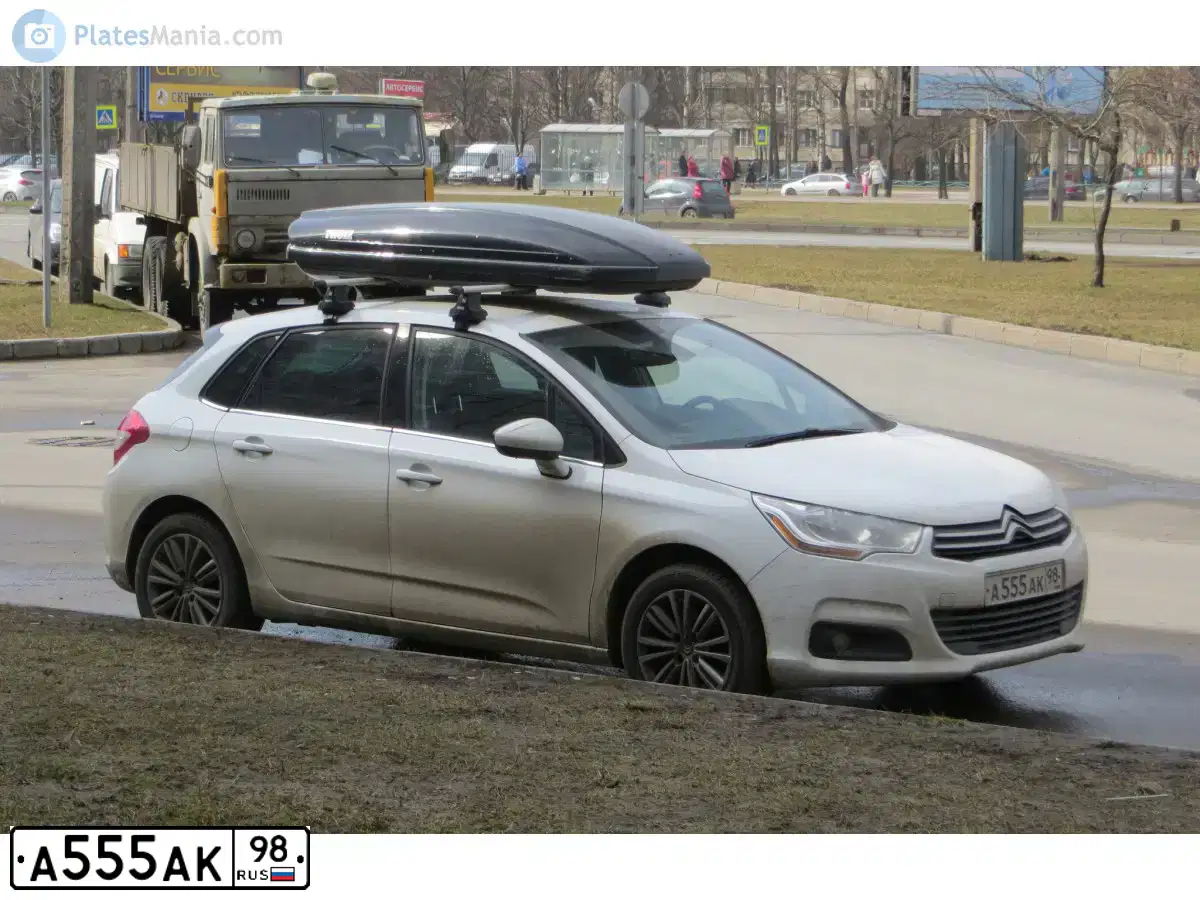 Фото автомобиля CITROEN C4, 2012 — госномер А555АК98. Цвет: БЕЛЫЙ
