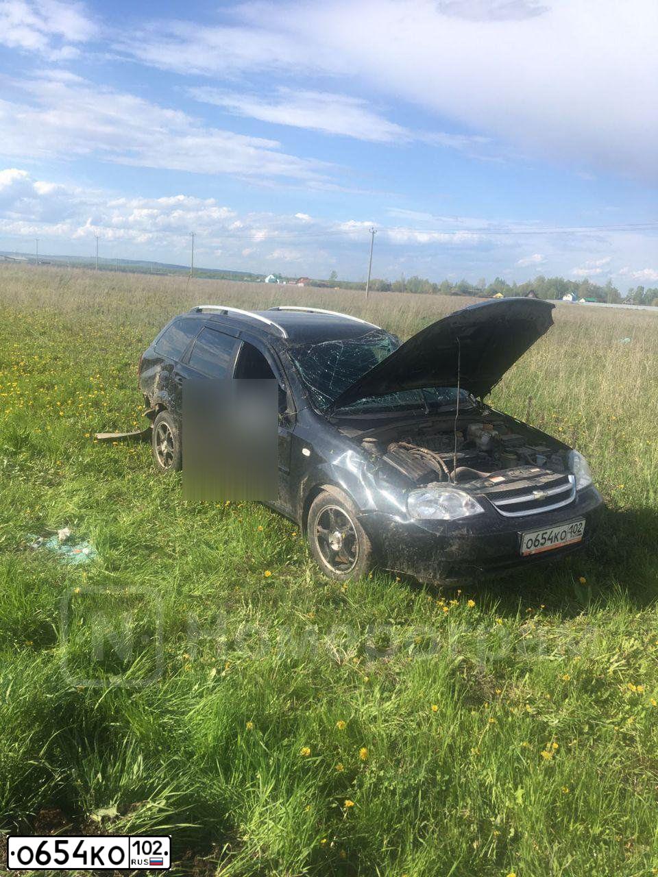 Фото автомобиля CHEVROLET LACETTI, 2012 — госномер О654КО102