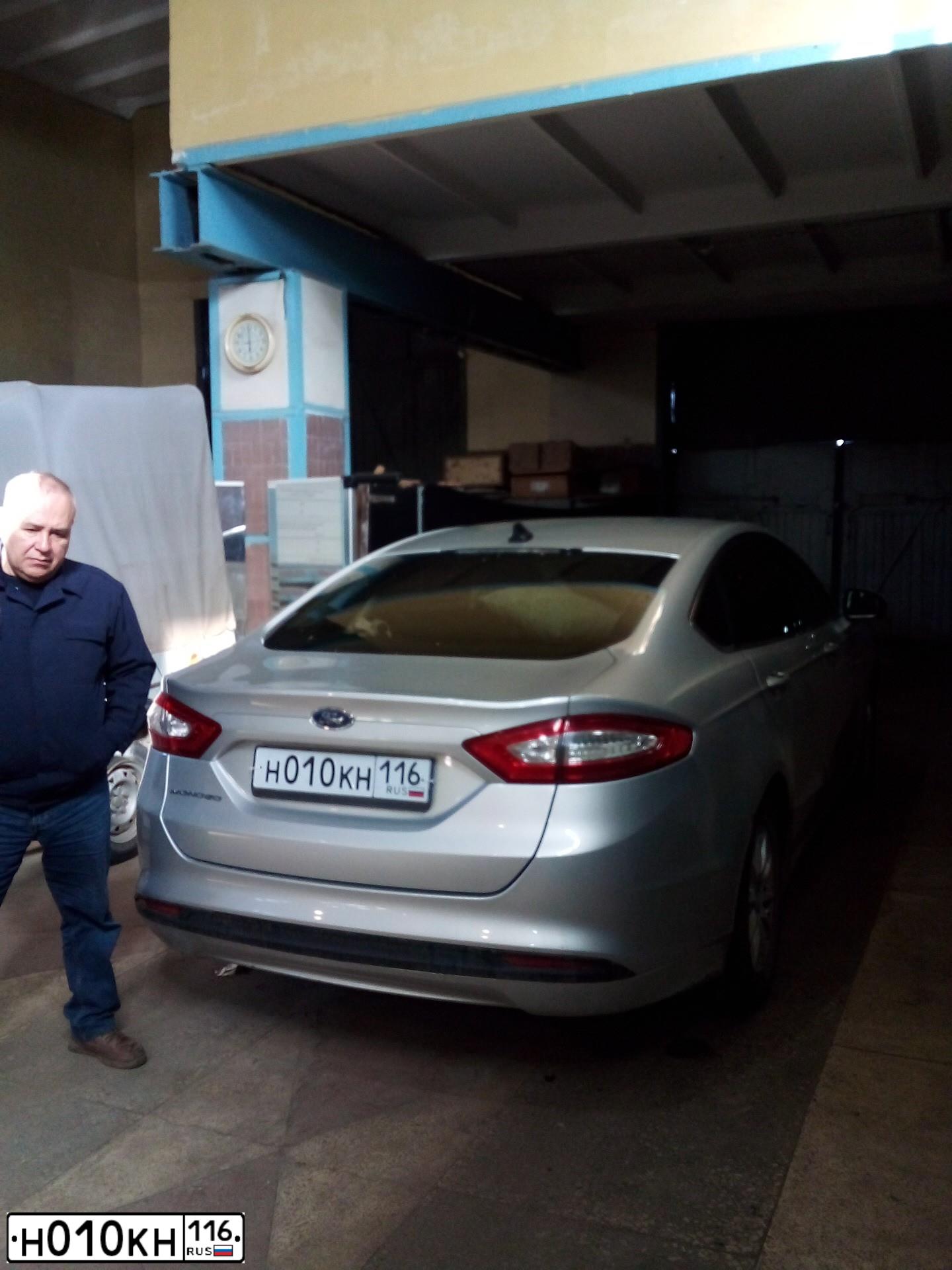Фото автомобиля TOYOTA CAMRY, 2010 — госномер Н010КН116. Цвет: ЧЕРНЫЙ