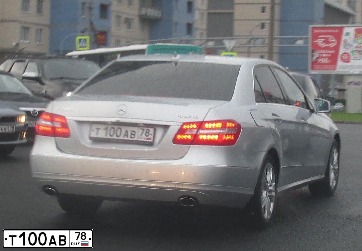 Фото автомобиля SKODA OCTAVIA, 2007 — госномер Т100АВ78. Цвет: ЧЕРНЫЙ