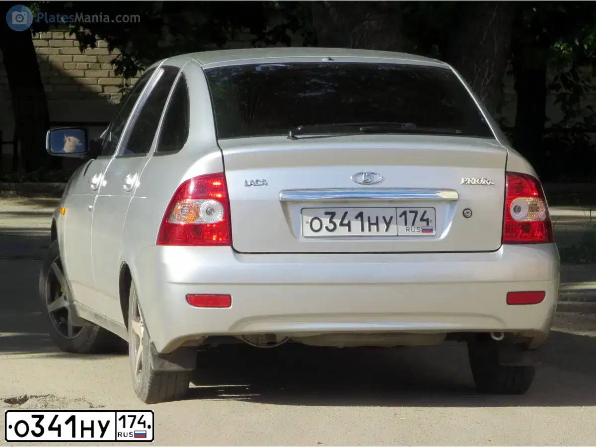 Фото автомобиля LADA 2172 PRIORA, 2011 — госномер О341НУ174. Цвет: СЕРЫЙ