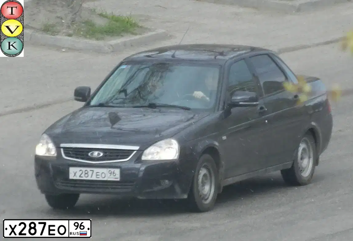 Фото автомобиля LADA 2170 PRIORA, 2012 — госномер Х007МК72. Цвет: Сине-Черный
