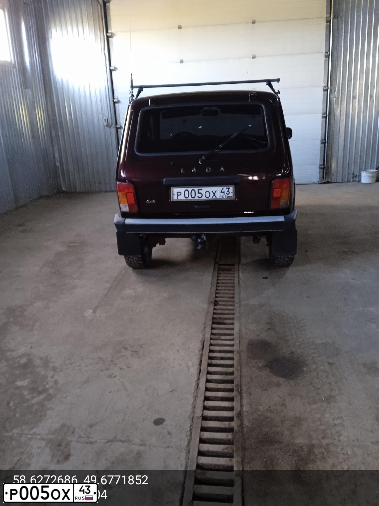 Фото автомобиля LADA NIVA, 1987 — госномер Х193ХТ43. Цвет: ПРИМУЛА