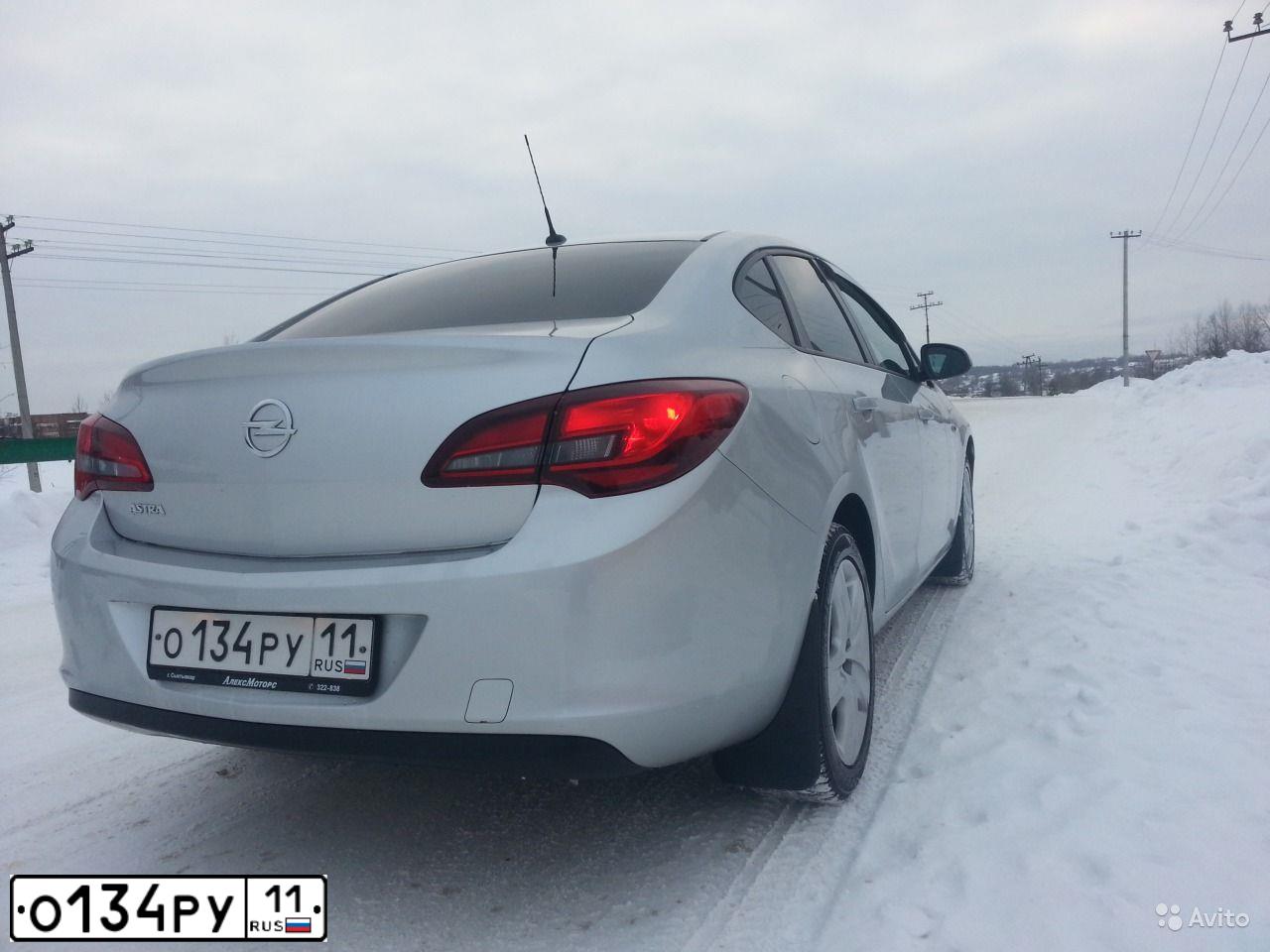 Фото автомобиля OPEL ASTRA, 2013 — госномер О480УУ44. Цвет: СВЕТЛО-СЕРЫЙ