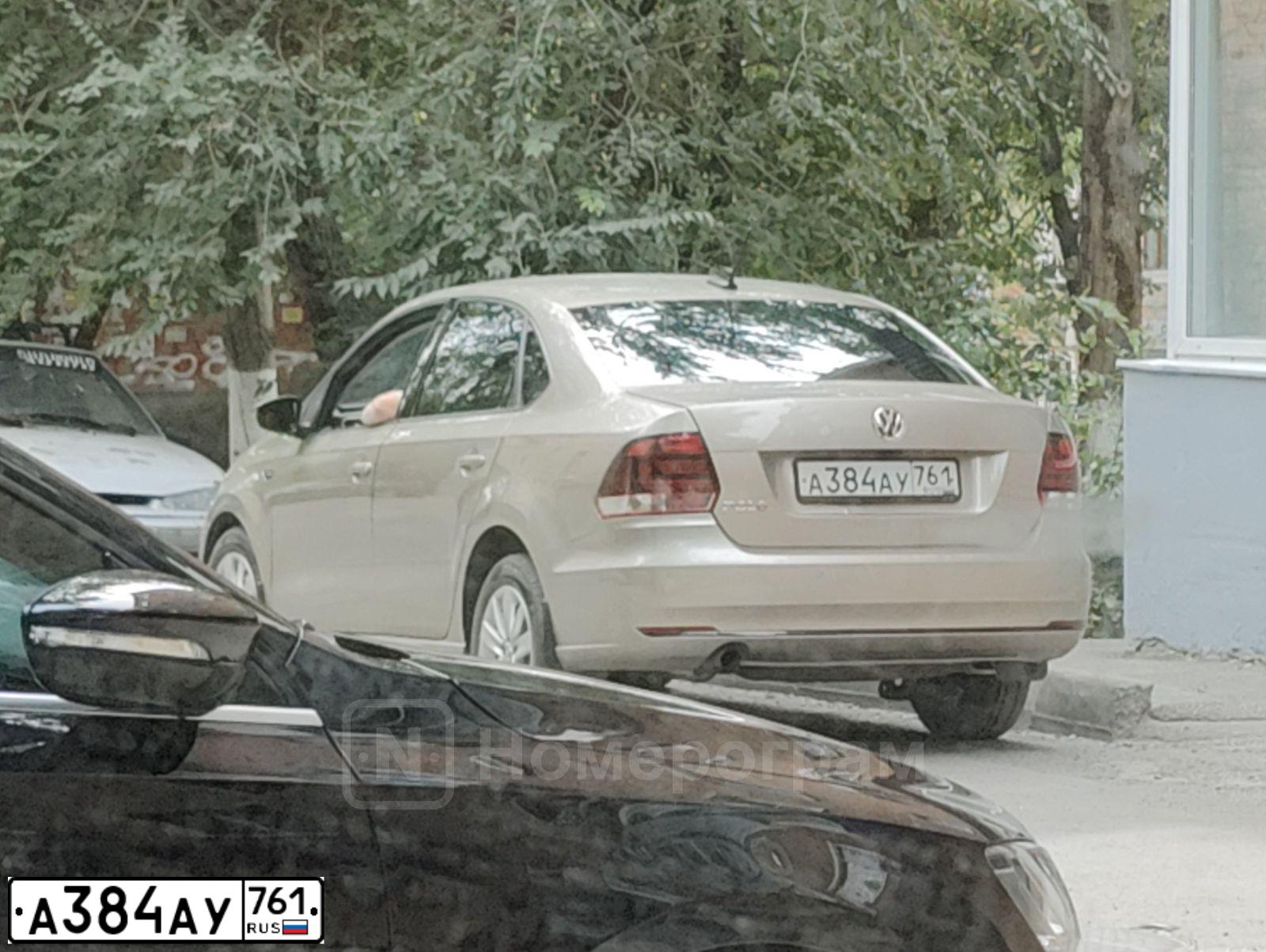 Фото автомобиля VOLKSWAGEN POLO, 2019 — госномер А384АУ761. Цвет: Коричневый