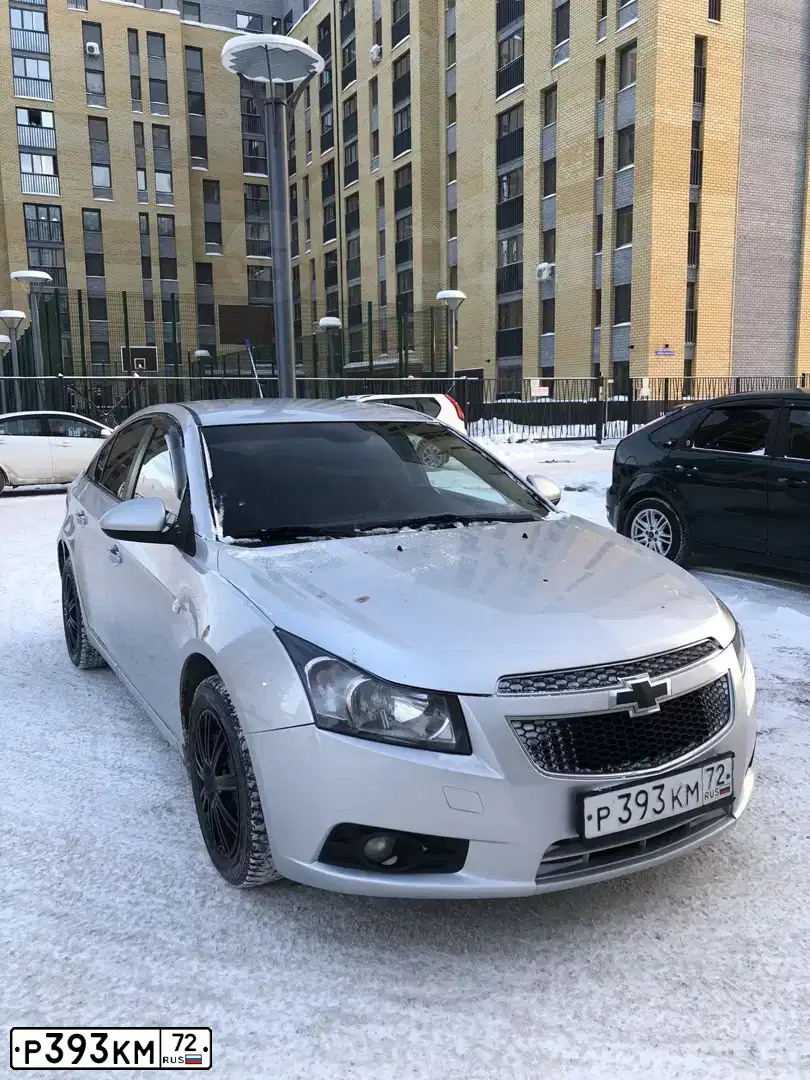 Фото автомобиля CHEVROLET CRUZE, 2012 — госномер К884НВ45. Цвет: СЕРЕБРИСТЫЙ МЕТАЛЛИК