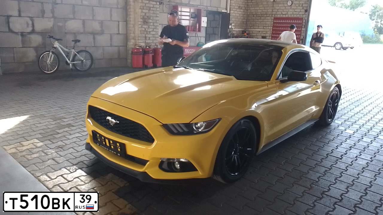 Фото автомобиля FORD MUSTANG, 2016 — госномер А672АЕ761. Цвет: ЖЕЛТЫЙ