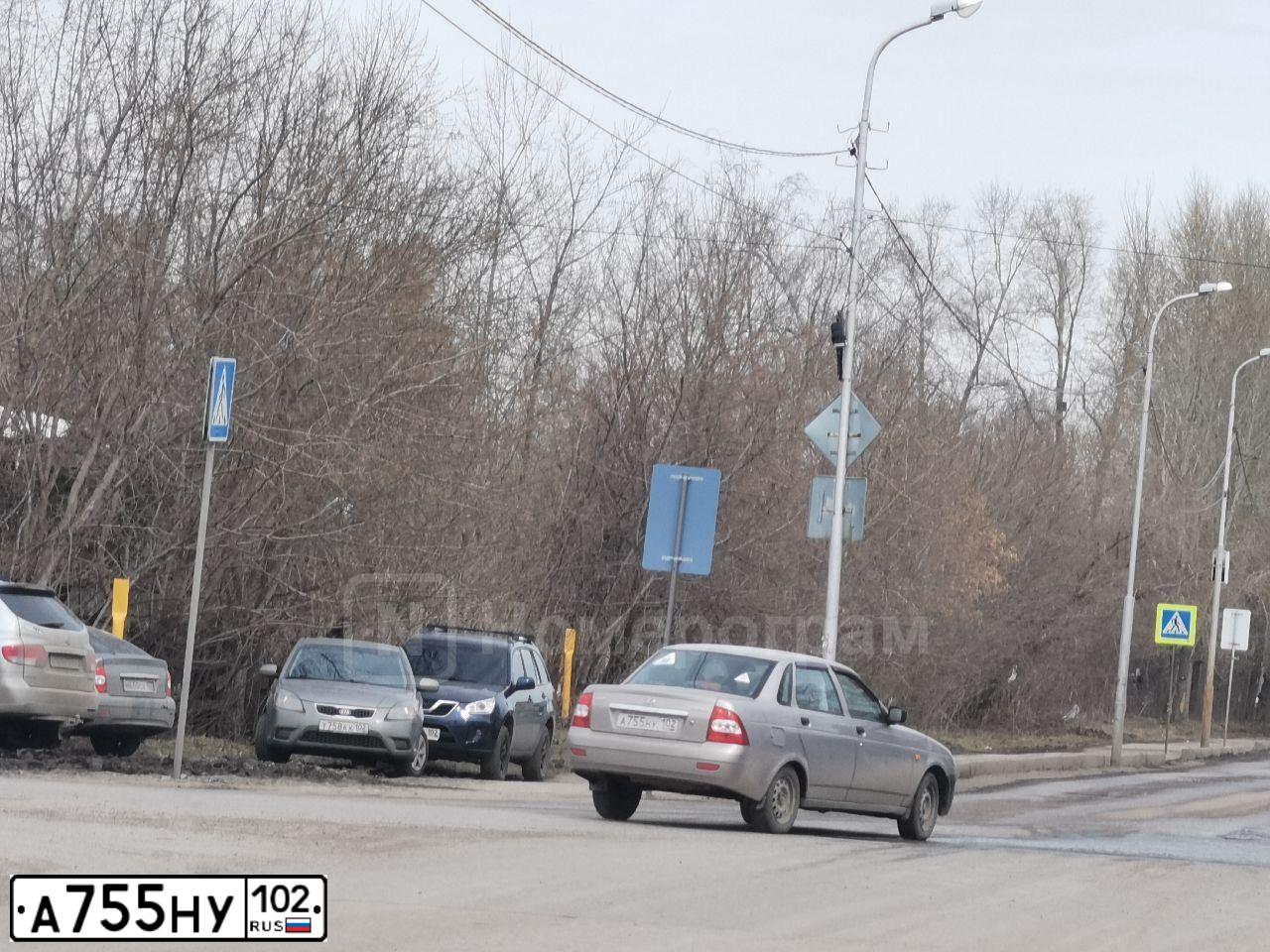 Фото автомобиля LADA 2170 PRIORA, 2007 — госномер Е537ВН702. Цвет: БЕЖЕВО-СИРЕНЕВЫЙ